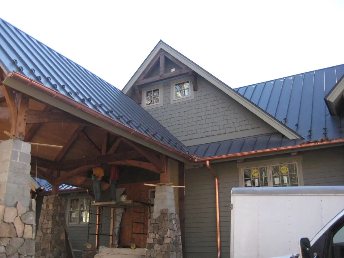 Craftsman Roofing team delivering quality roofing work in Mount Tabor